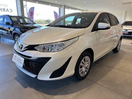 TOYOTA YARIS 1.3 16V FLEX XL LIVE MULTIDRIVE TOYOTA YARIS 1.3 16V FLEX XL LIVE MULTIDRIVE